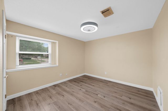 1907 Cripple Creek Lane, Pearland, TX 77581