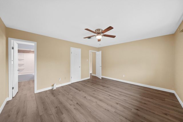 1907 Cripple Creek Lane, Pearland, TX 77581