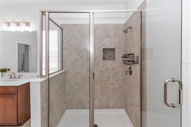 16750 ABBEY HILL COURT, Clermont, FL 34711