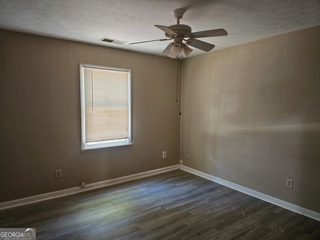 35 Stone Creek Drive, Covington, GA 30016