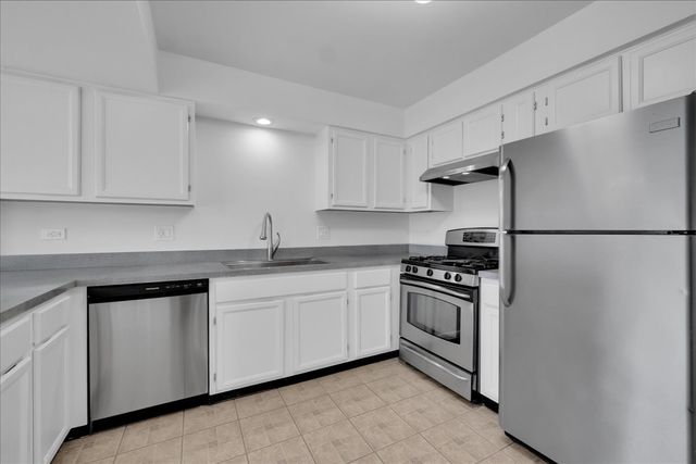 1137 Longford Road, Bartlett, IL 60103