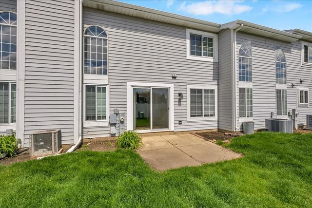 1137 Longford Road, Bartlett, IL 60103