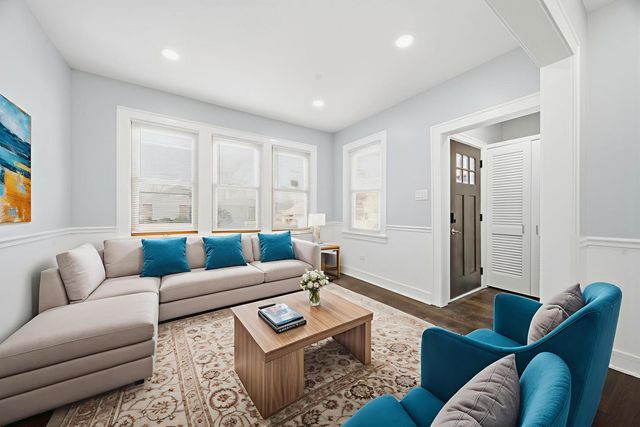 12315 S Morgan Street, Calumet Park, IL 60827