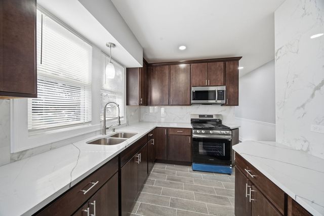 12315 S Morgan Street, Calumet Park, IL 60827