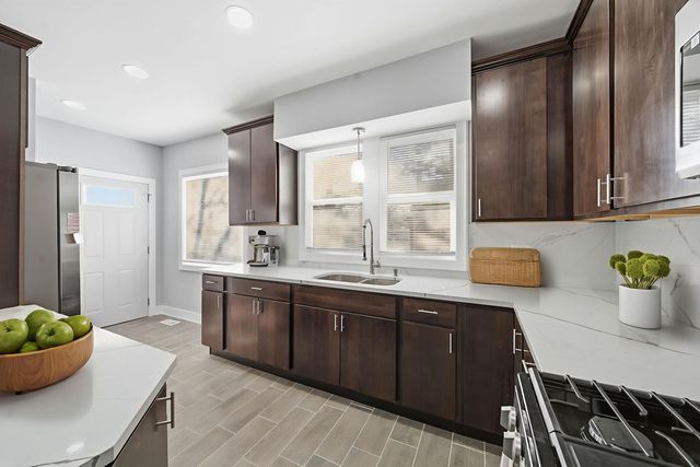 12315 S Morgan Street, Calumet Park, IL 60827