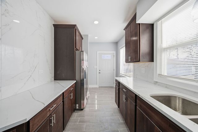 12315 S Morgan Street, Calumet Park, IL 60827