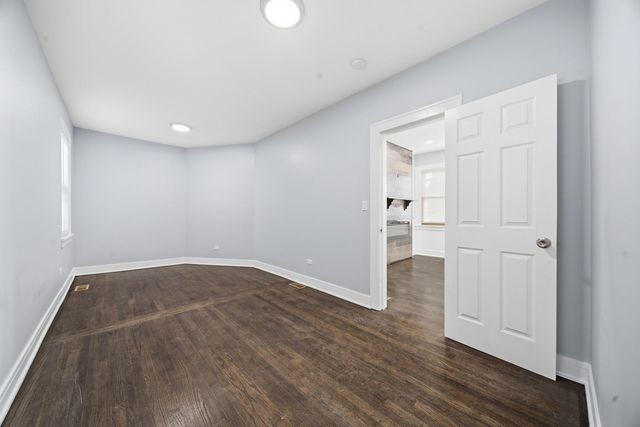 12315 S Morgan Street, Calumet Park, IL 60827