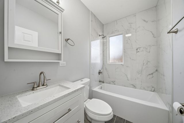 12315 S Morgan Street, Calumet Park, IL 60827