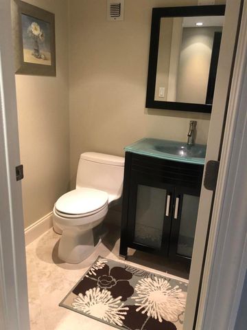 5440 N Ocean Avenue 803, Riviera Beach, FL 33404