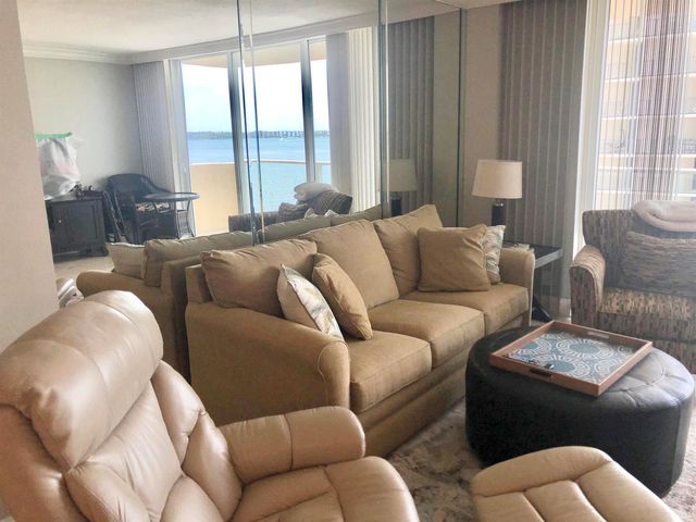 5440 N Ocean Avenue 803, Riviera Beach, FL 33404