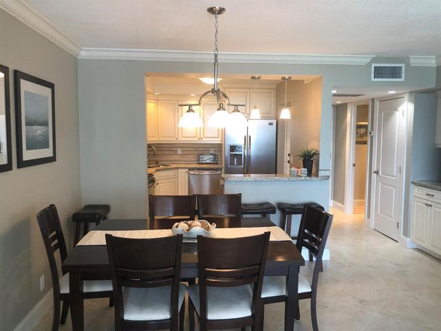 5440 N Ocean Avenue 803, Riviera Beach, FL 33404