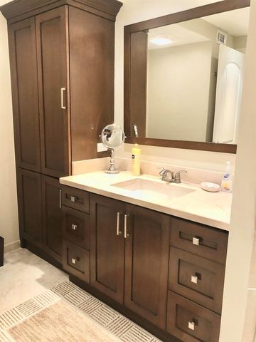 5440 N Ocean Avenue 803, Riviera Beach, FL 33404