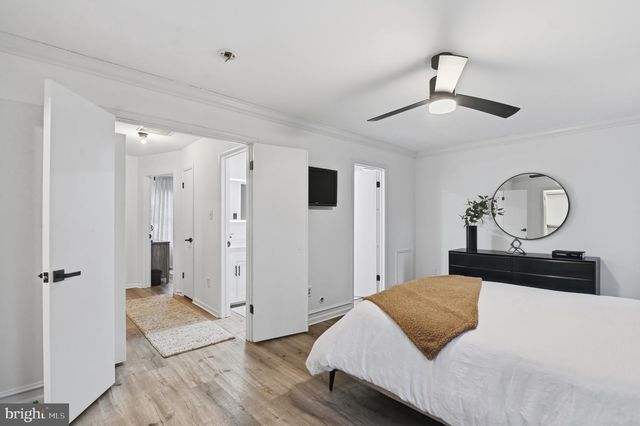 30 WOODSTREAM CT, Mantua, NJ 08051