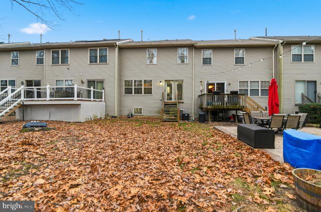 30 WOODSTREAM CT, Mantua, NJ 08051