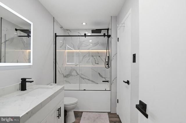 30 WOODSTREAM CT, Mantua, NJ 08051