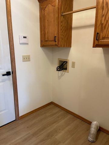 301 N Meadow Street, Nixa, MO 65714