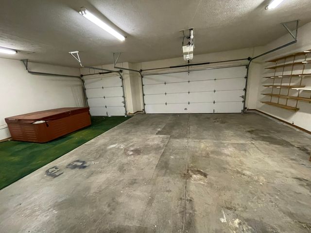 301 N Meadow Street, Nixa, MO 65714
