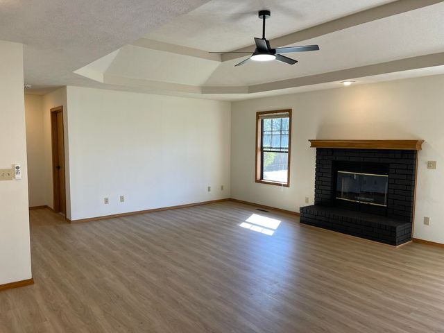 301 N Meadow Street, Nixa, MO 65714