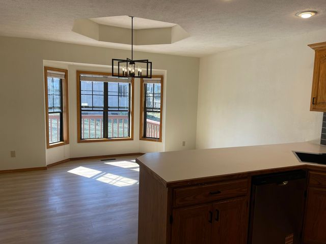 301 N Meadow Street, Nixa, MO 65714