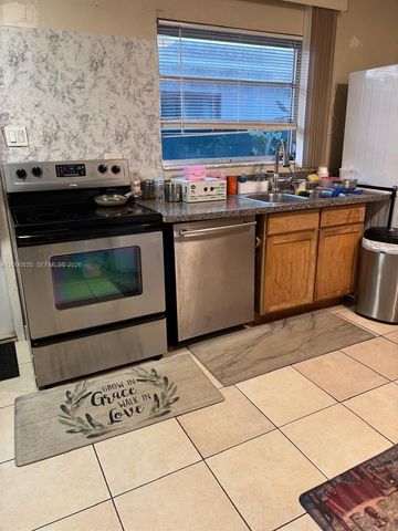4610 SW 43rd Terrace, Dania Beach, FL 33314