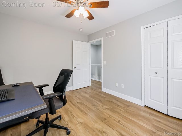 6655 Wedgewood Court, Waterford Charter Township, MI 48327