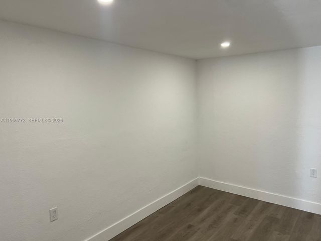 1236 NW 4th Ave 2, Fort Lauderdale, FL 33311