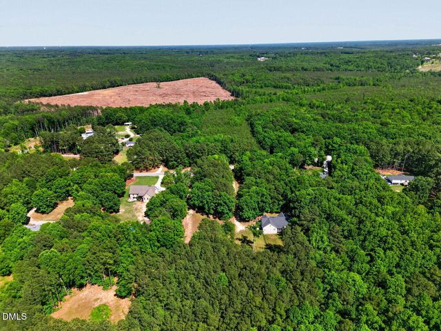 8177 Nc 42, Holly Springs, NC 27540