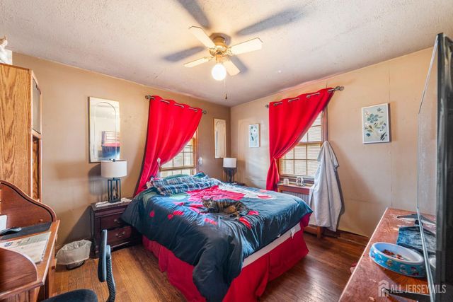 124 w 10th Avenue, Roselle, NJ 07203