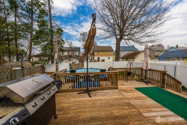 124 w 10th Avenue, Roselle, NJ 07203