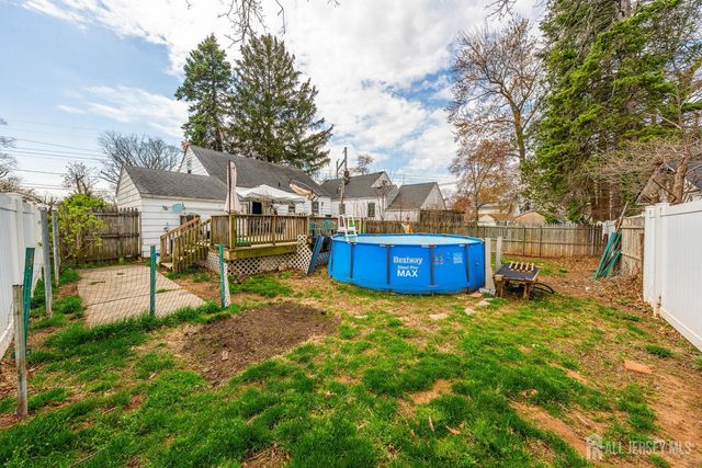 124 w 10th Avenue, Roselle, NJ 07203