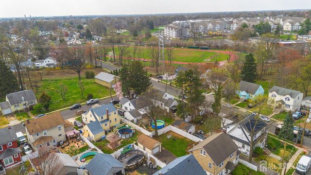 124 w 10th Avenue, Roselle, NJ 07203