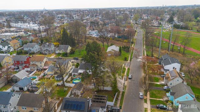 124 w 10th Avenue, Roselle, NJ 07203