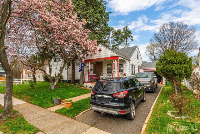 124 w 10th Avenue, Roselle, NJ 07203