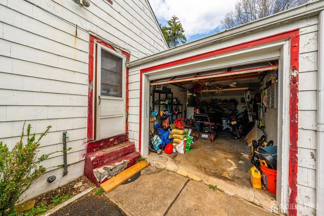 124 w 10th Avenue, Roselle, NJ 07203