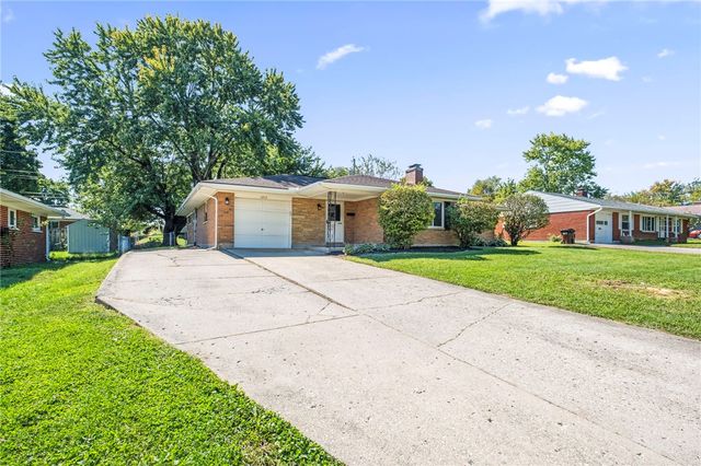 1012 E Stroop Road, Kettering, OH 45429