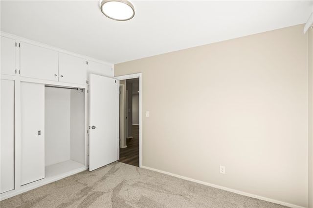 1012 E Stroop Road, Kettering, OH 45429