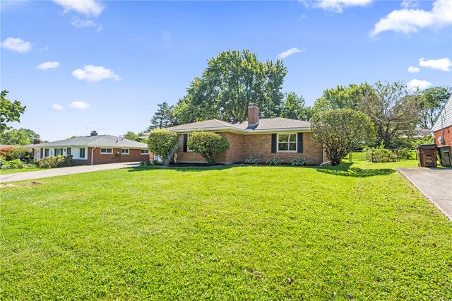 1012 E Stroop Road, Kettering, OH 45429