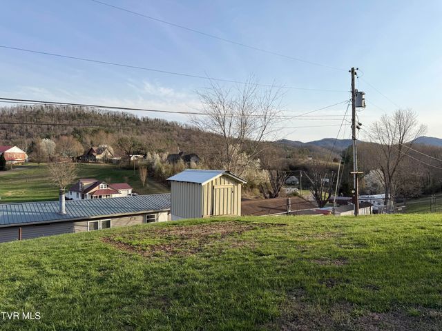 408 Pine Street, Butler, TN 37640