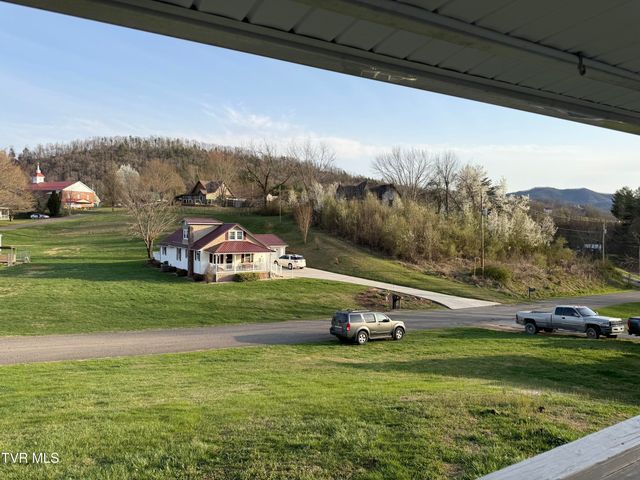 408 Pine Street, Butler, TN 37640