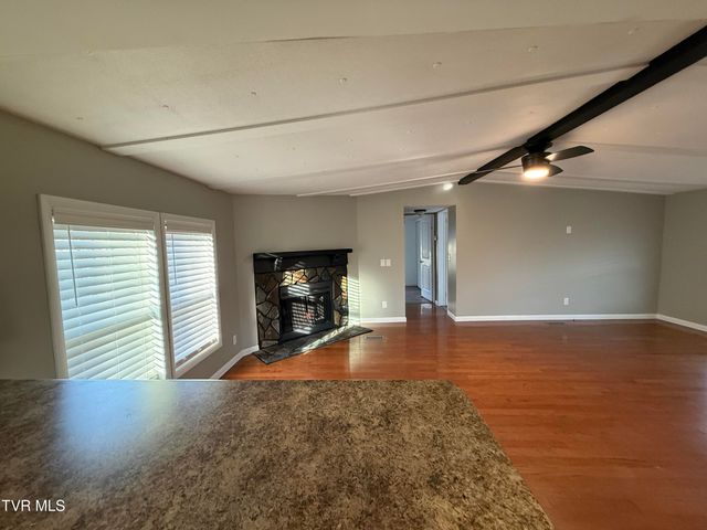 408 Pine Street, Butler, TN 37640