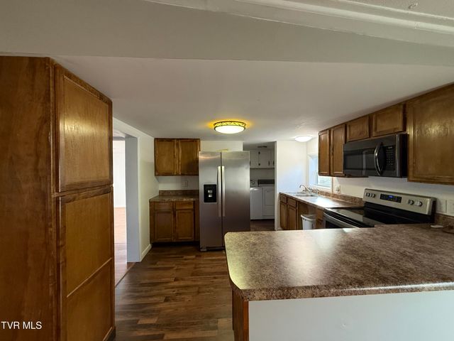 408 Pine Street, Butler, TN 37640