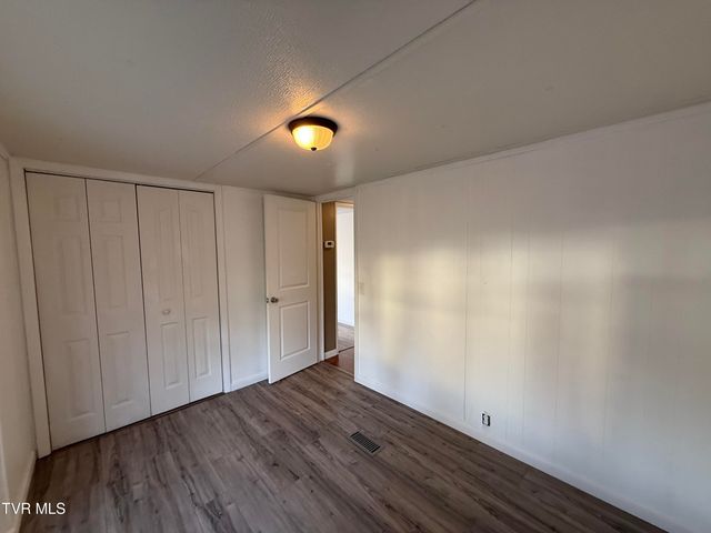 408 Pine Street, Butler, TN 37640