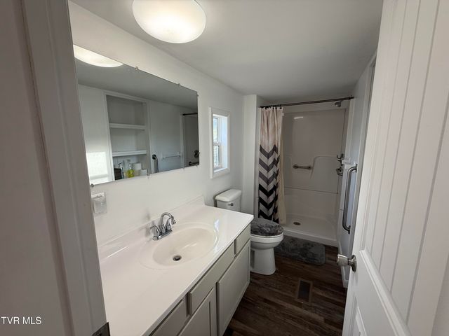 408 Pine Street, Butler, TN 37640