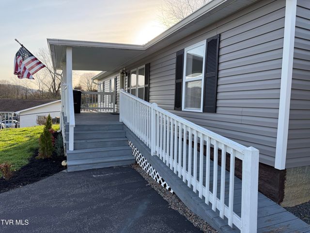 408 Pine Street, Butler, TN 37640