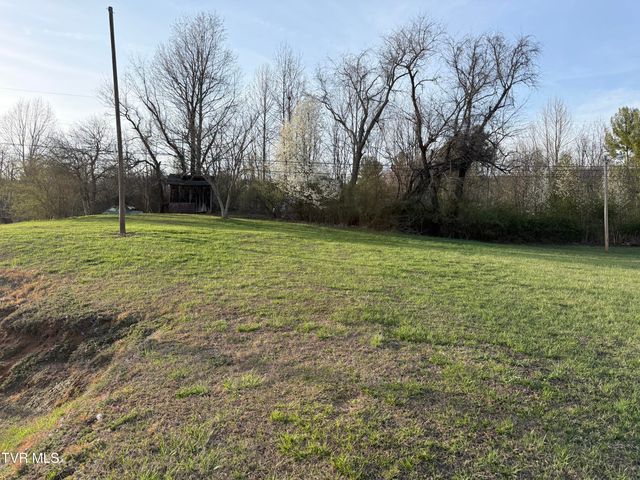 408 Pine Street, Butler, TN 37640