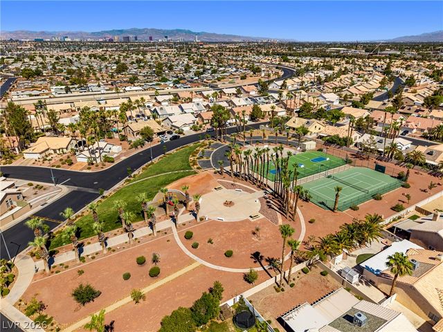 6240 Curlew Drive, Las Vegas, NV 89122