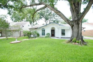 10667 Mayfield Road, Houston, TX 77043