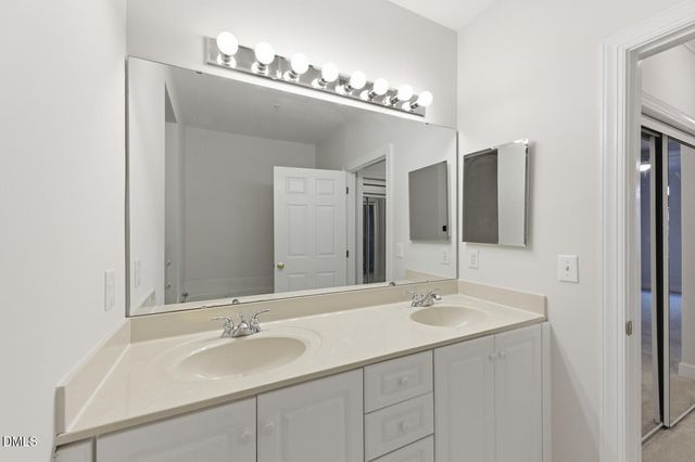 116 Northbrook Drive 204, Raleigh, NC 27609