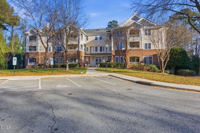 116 Northbrook Drive 204, Raleigh, NC 27609