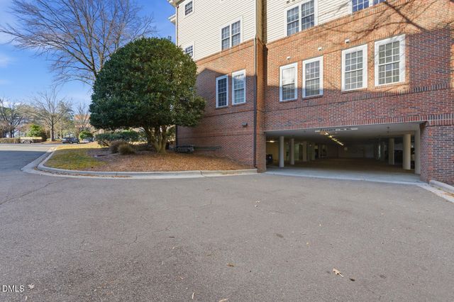 116 Northbrook Drive 204, Raleigh, NC 27609